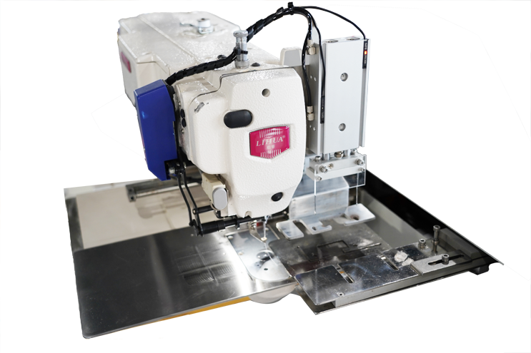 Computer folding pleated automatic sewing machine