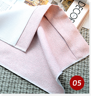 5cm stacked hem placket with appliqués